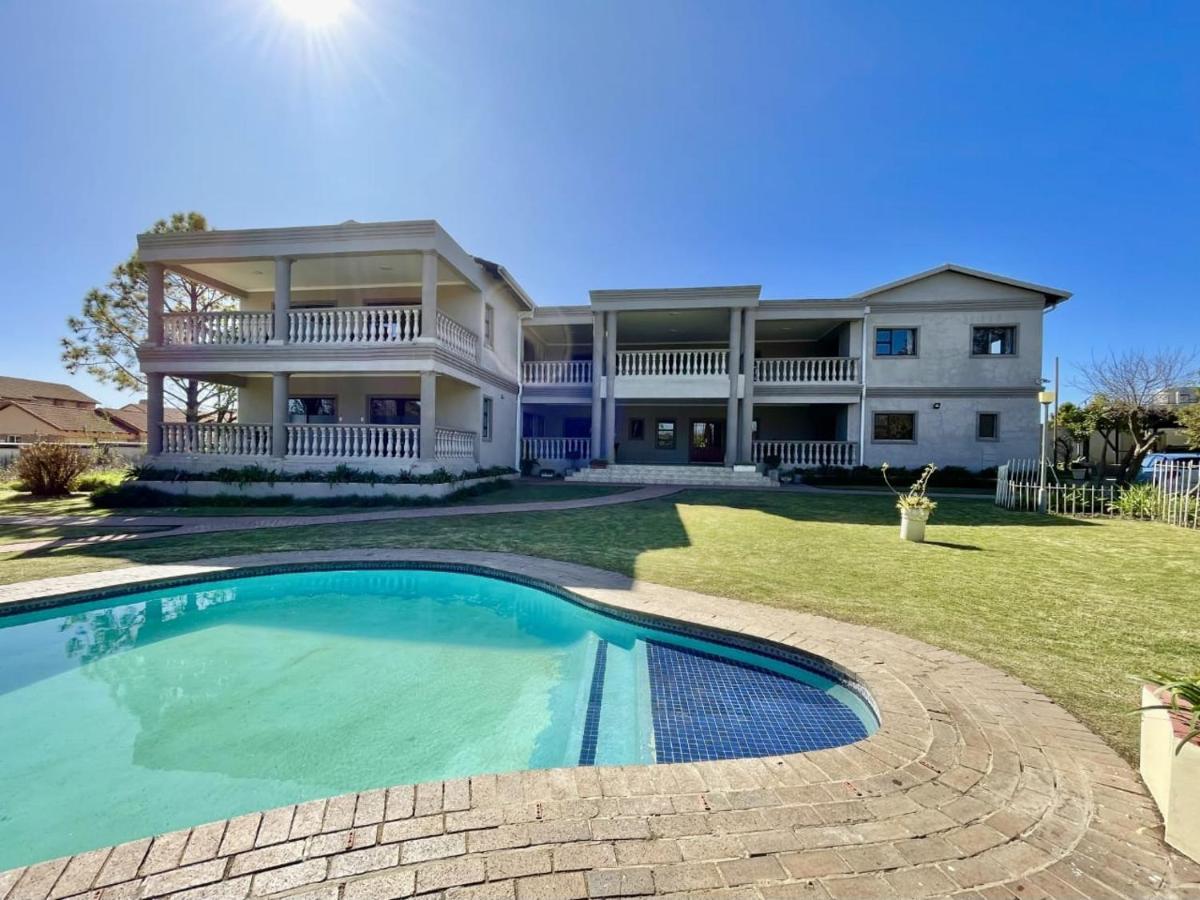 Atlantic Pearl Guest House Midrand Bagian luar foto