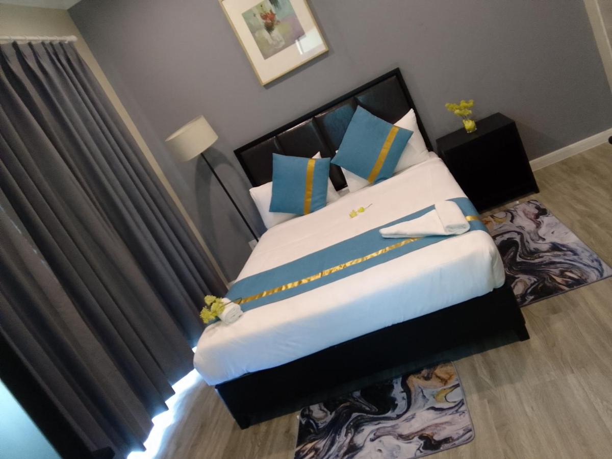 Atlantic Pearl Guest House Midrand Bagian luar foto