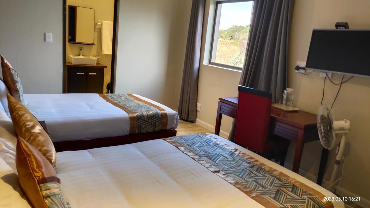 Atlantic Pearl Guest House Midrand Bagian luar foto